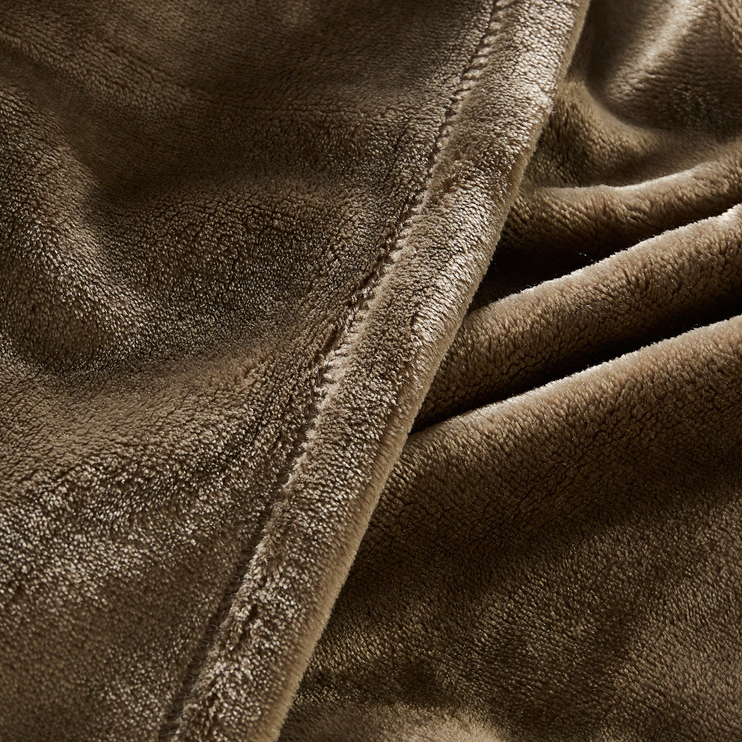400 Series Solid Plush Blanket - Olive