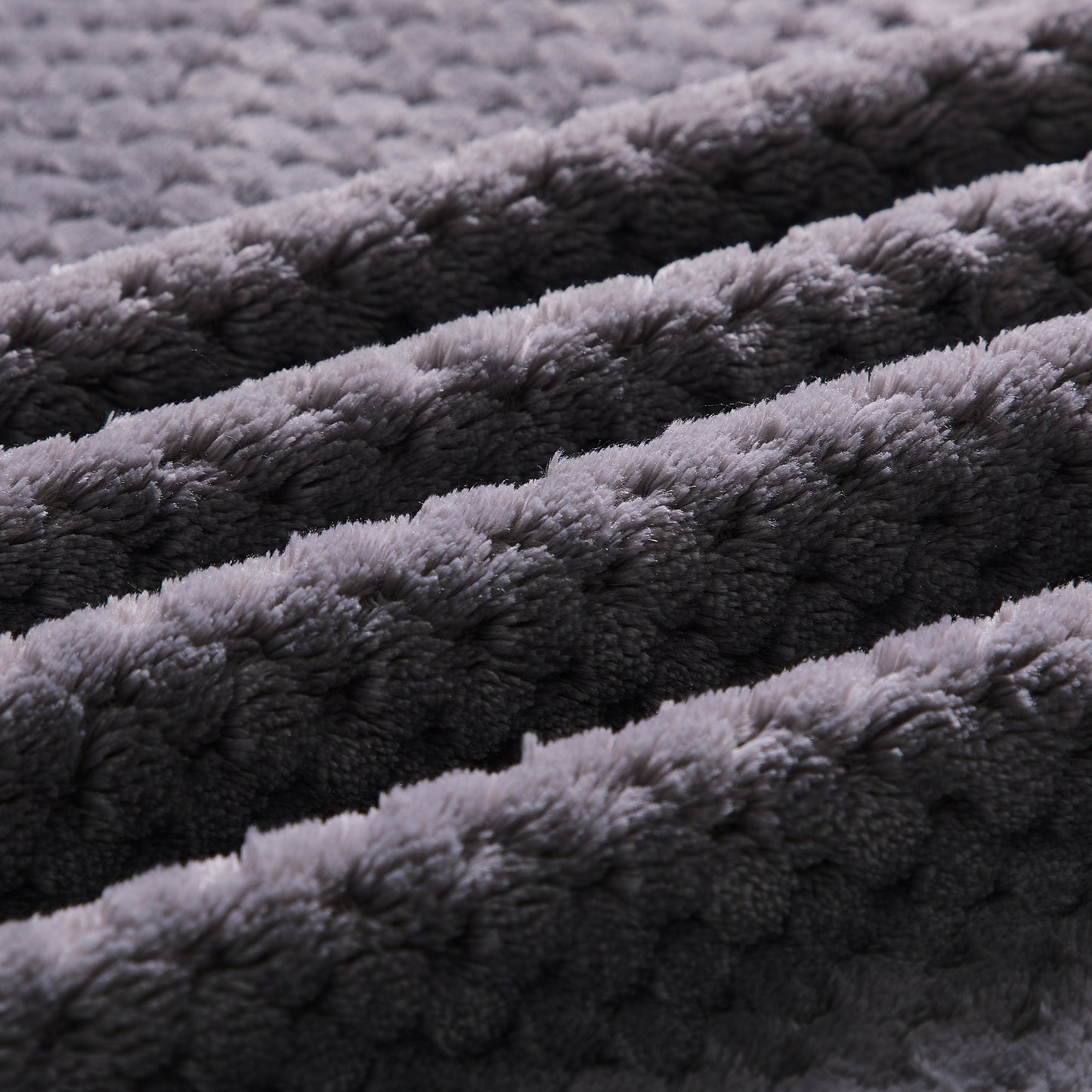 500 Series Classic Textured Oversized Throw - Gray