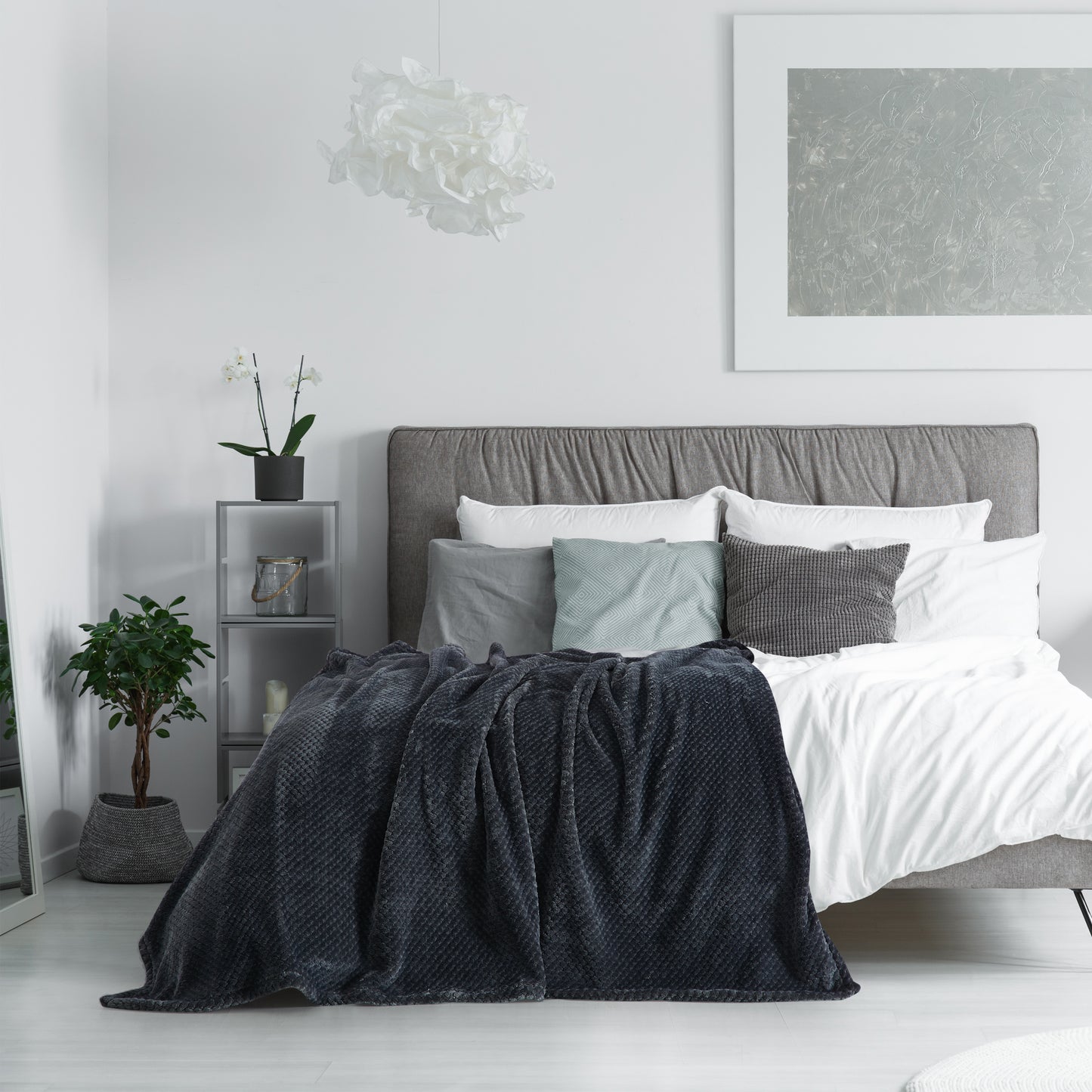 500 Series Classic Textured Oversized Throw - Midnight