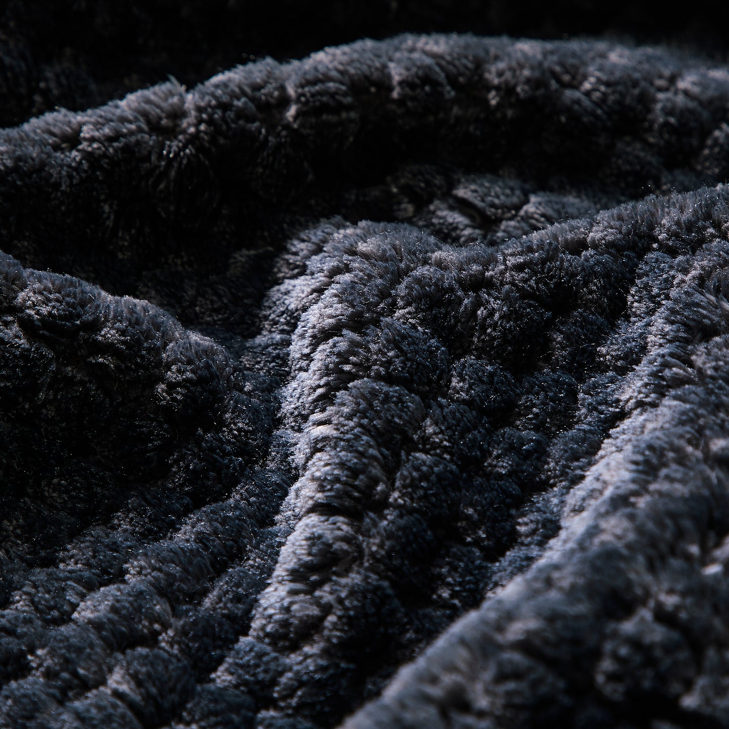 500 Series Classic Textured Oversized Throw - Midnight