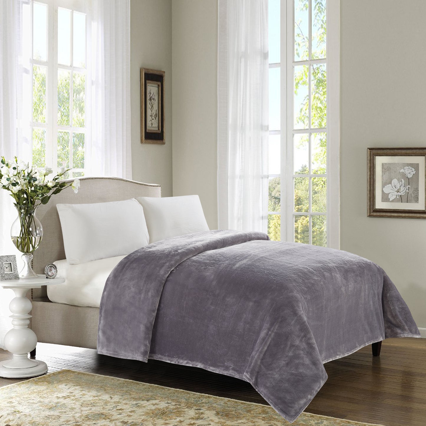 500 Series Solid Ultra Plush Blanket - Silver Gray