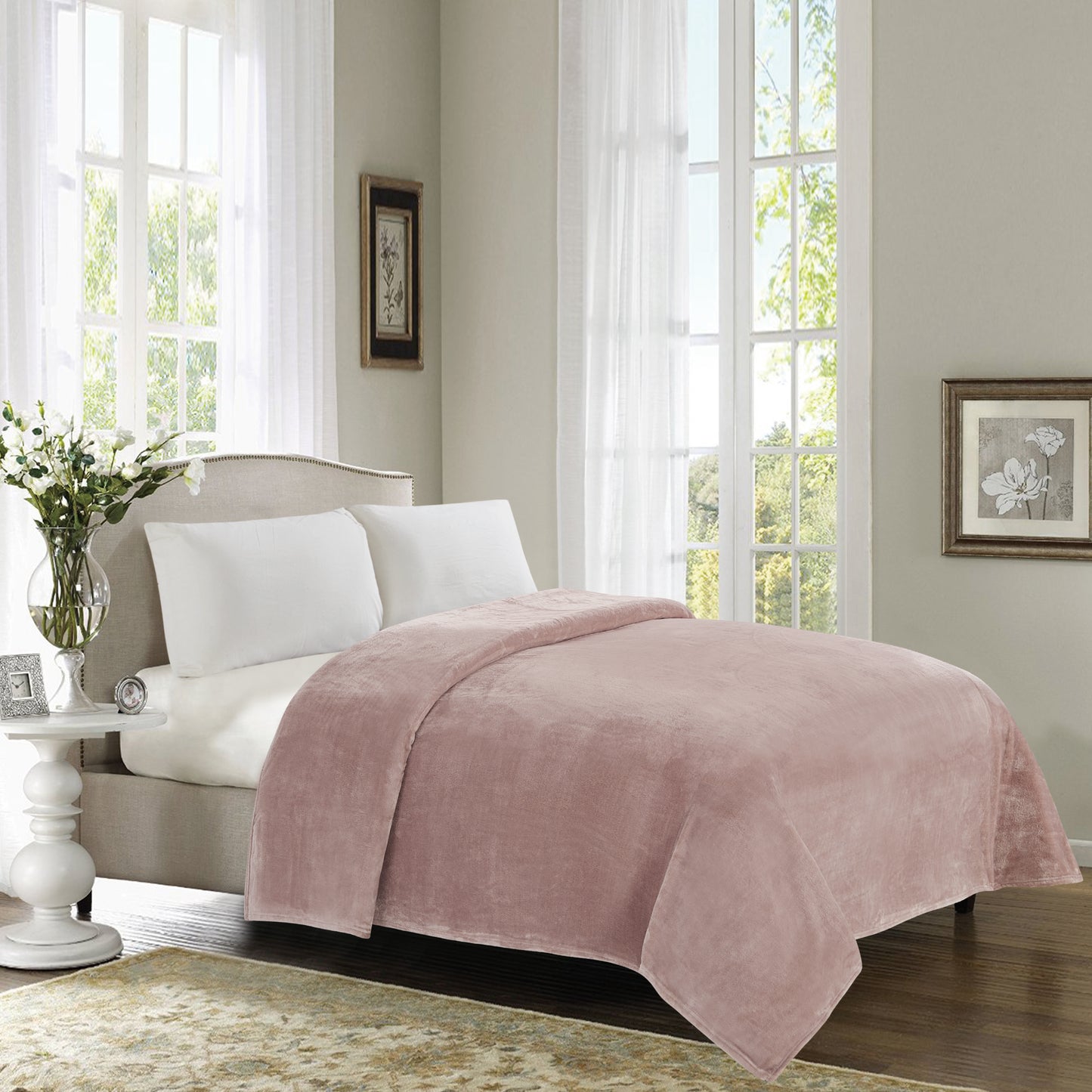 400 Series Solid Plush Blanket - Mauve