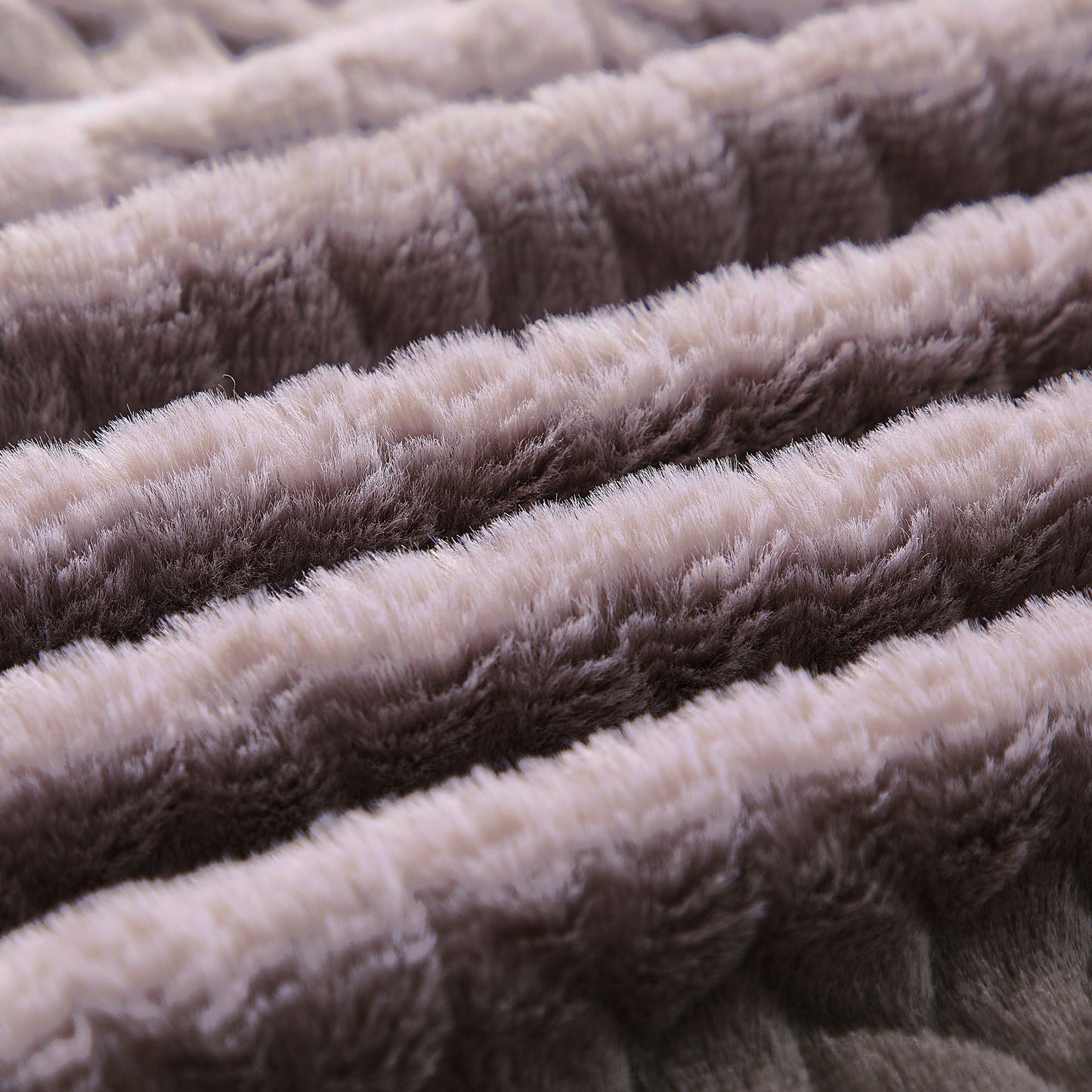 Etched Faux Fur Berber Throw - Mauve