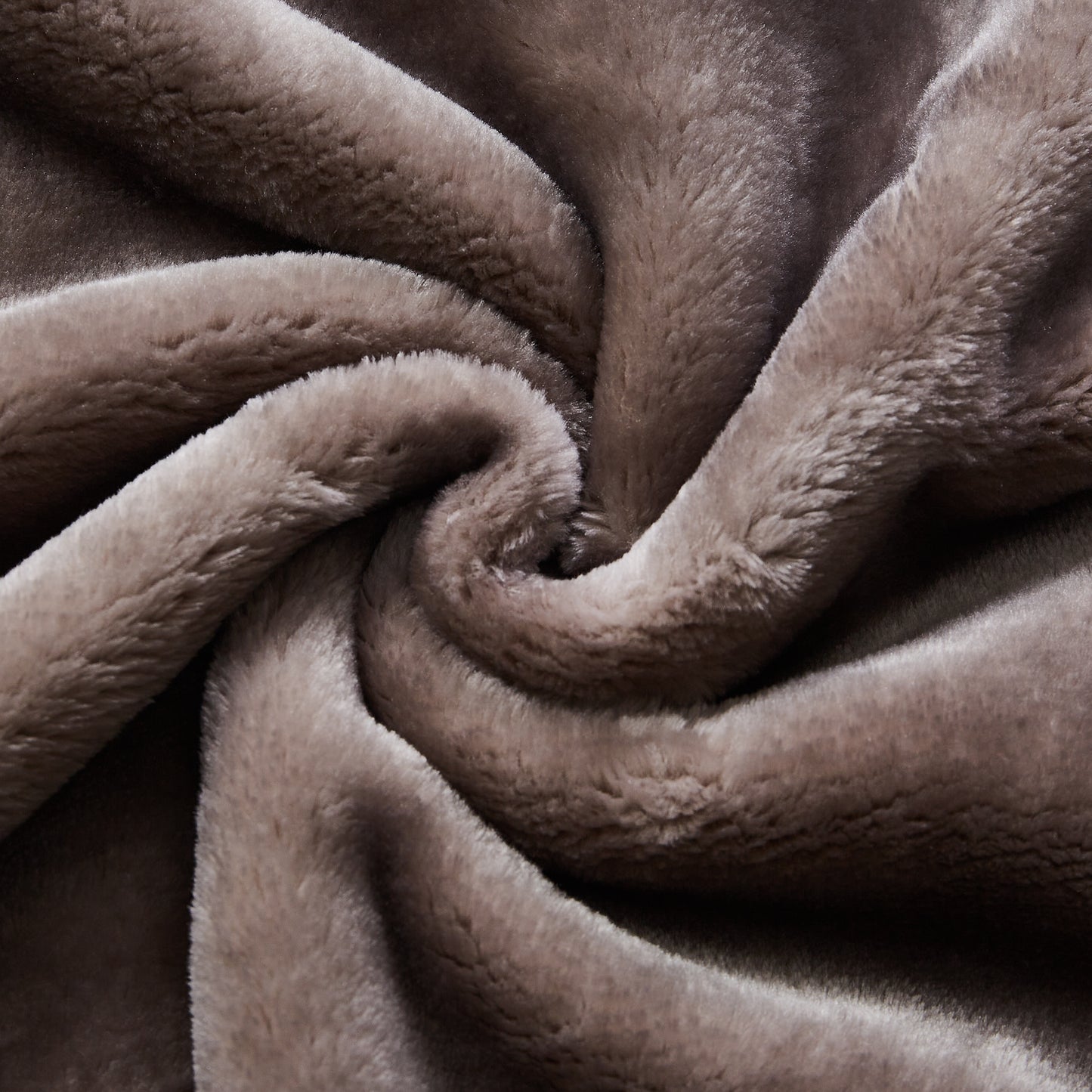 500 Series Heavy Solid Velvet Oversized Throw - Gray
