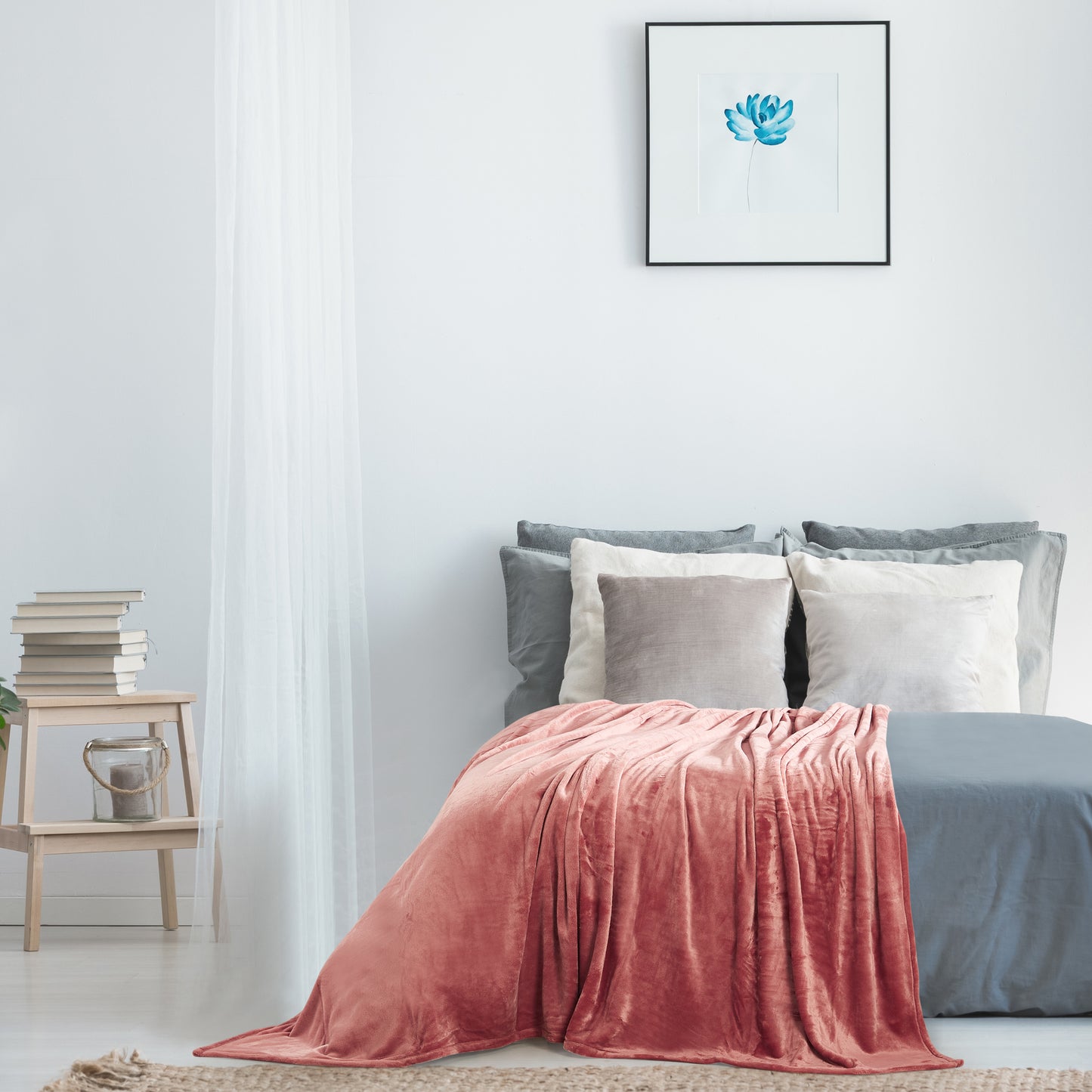 400 Series Solid Plush Blanket - Terracotta