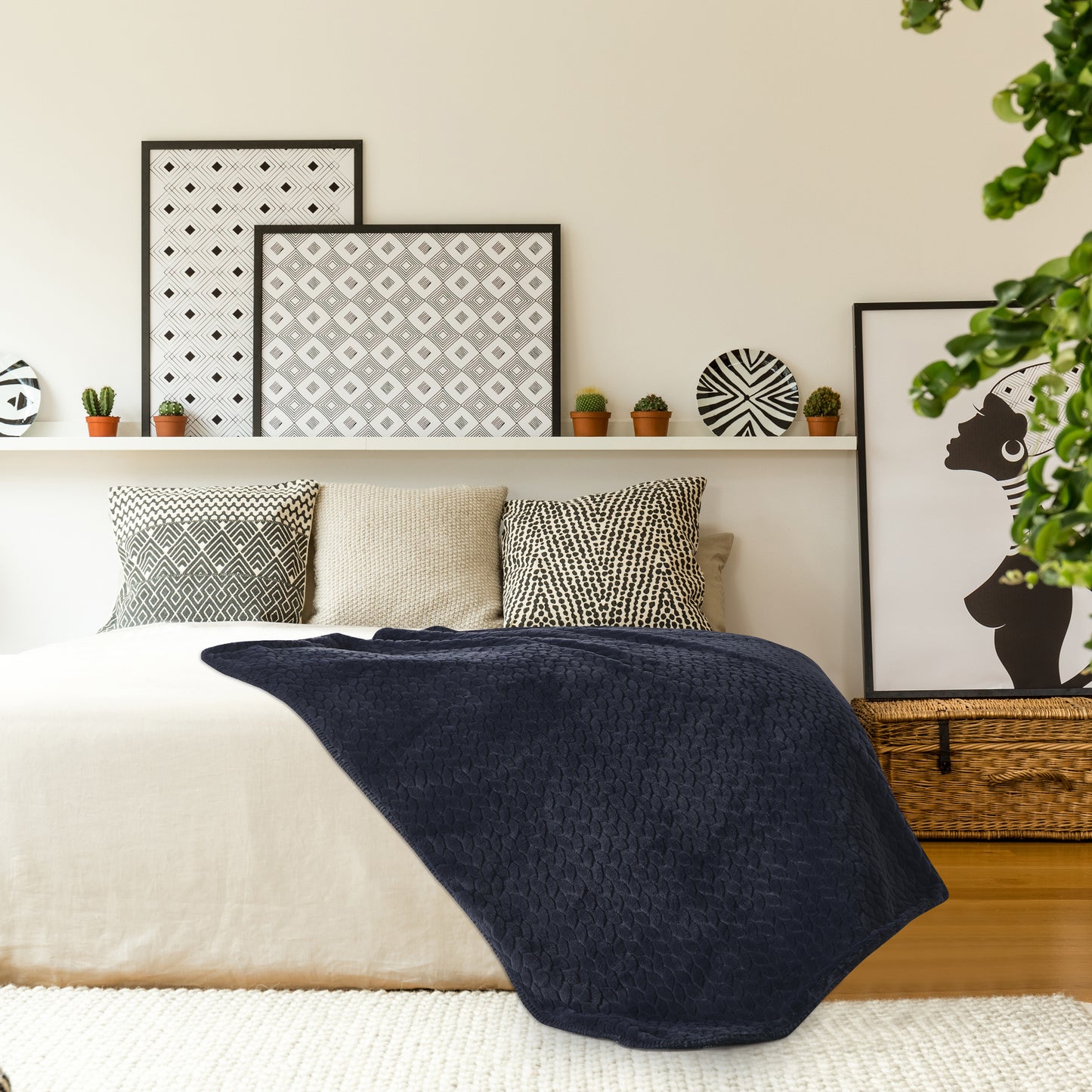 Etched Faux Fur Berber Throw - Midnight