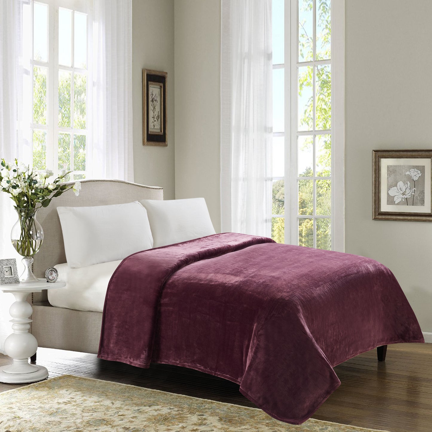 400 Series Solid Plush Blanket - Merlot