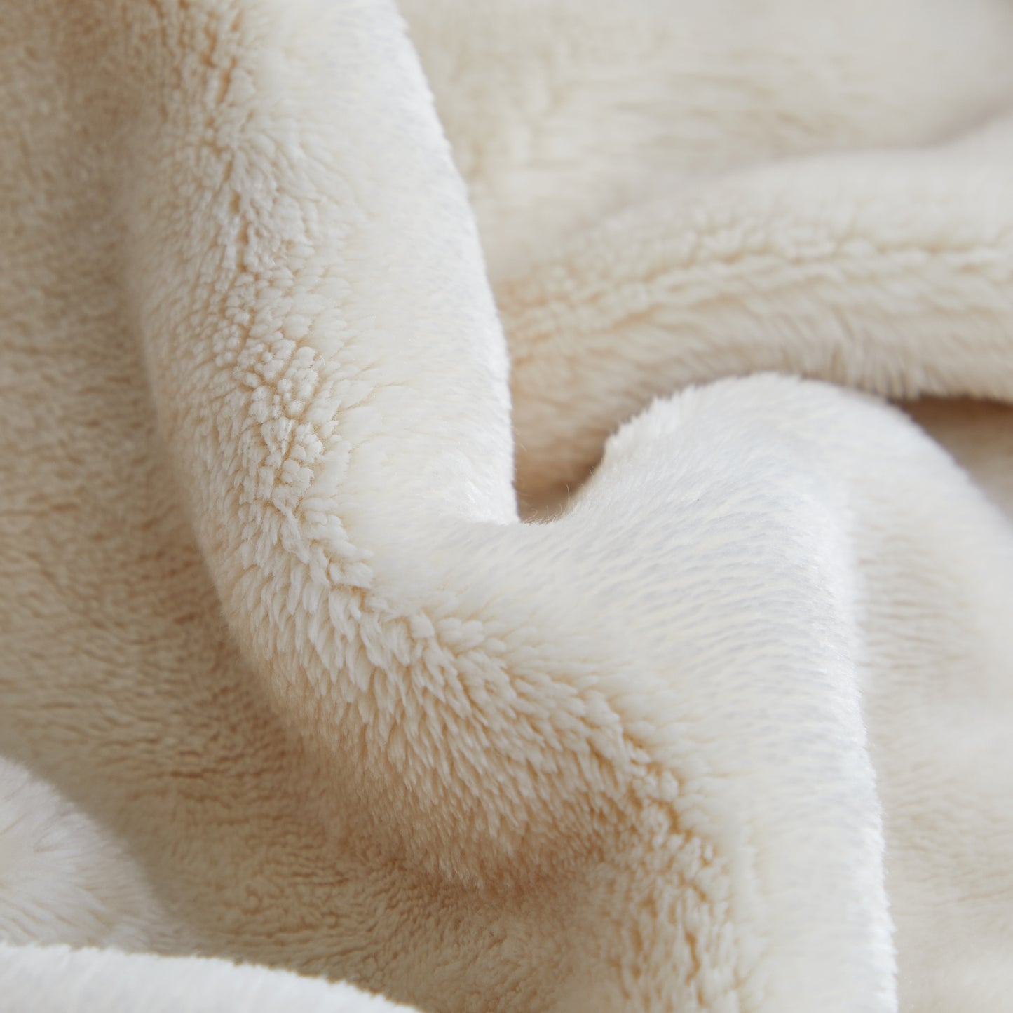 500 Series Solid Ultra Plush Blanket - Bisque