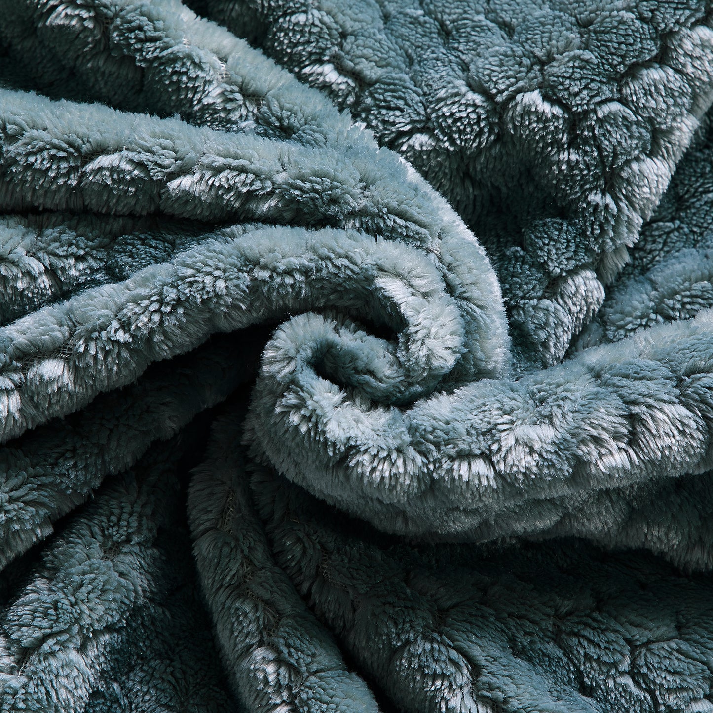500 Series Classic Textured Oversized Throw - Mineral