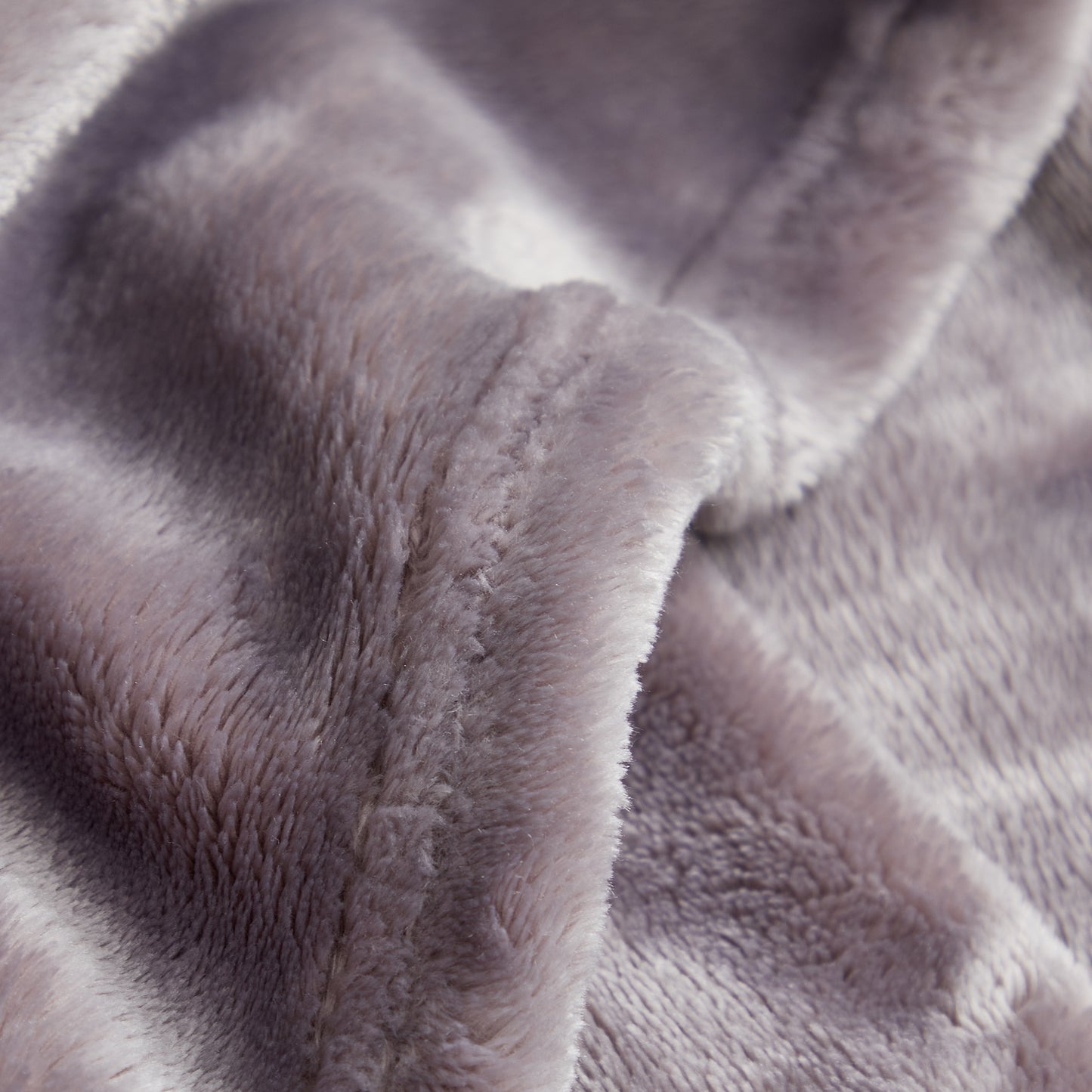 500 Series Solid Ultra Plush Blanket - Silver Mauve