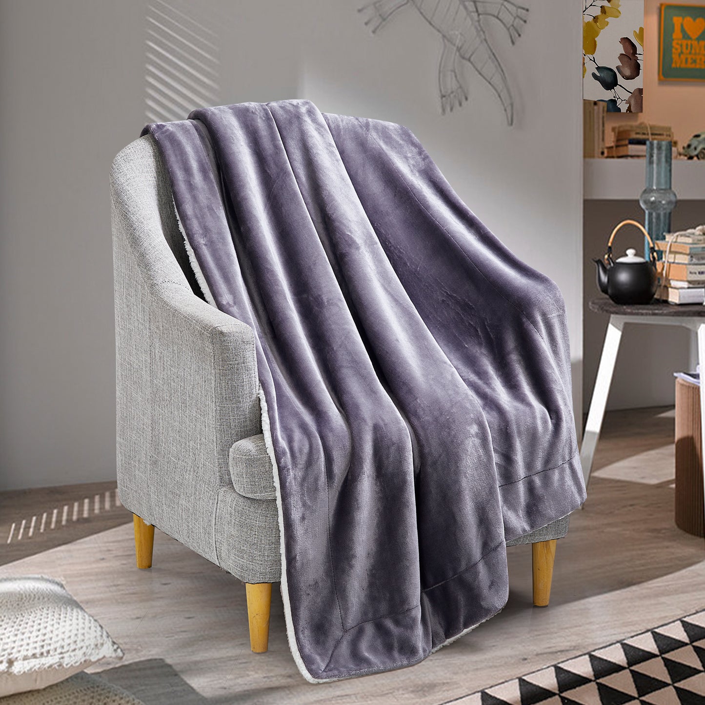 Classic Sherpa Throw - Charcoal
