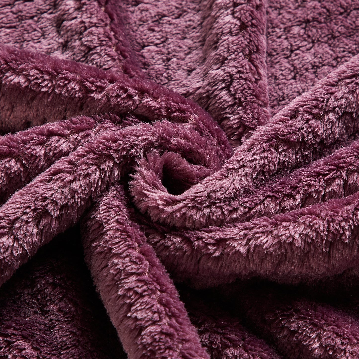 Classic Textured Fleece Throw - Plum