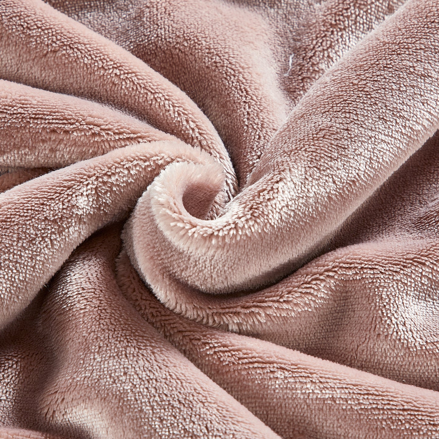 Classic Sherpa Throw - Saddle