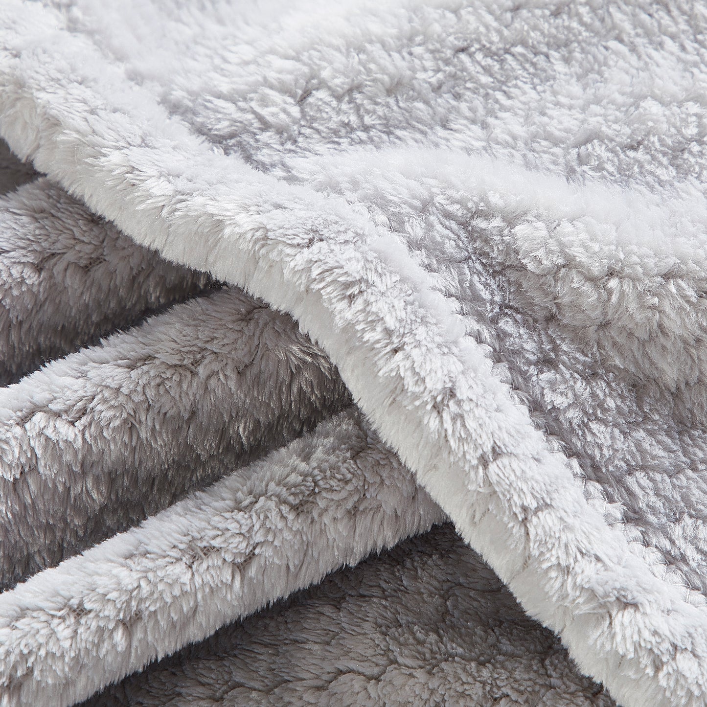 Classic Textured Fleece Throw - Silver