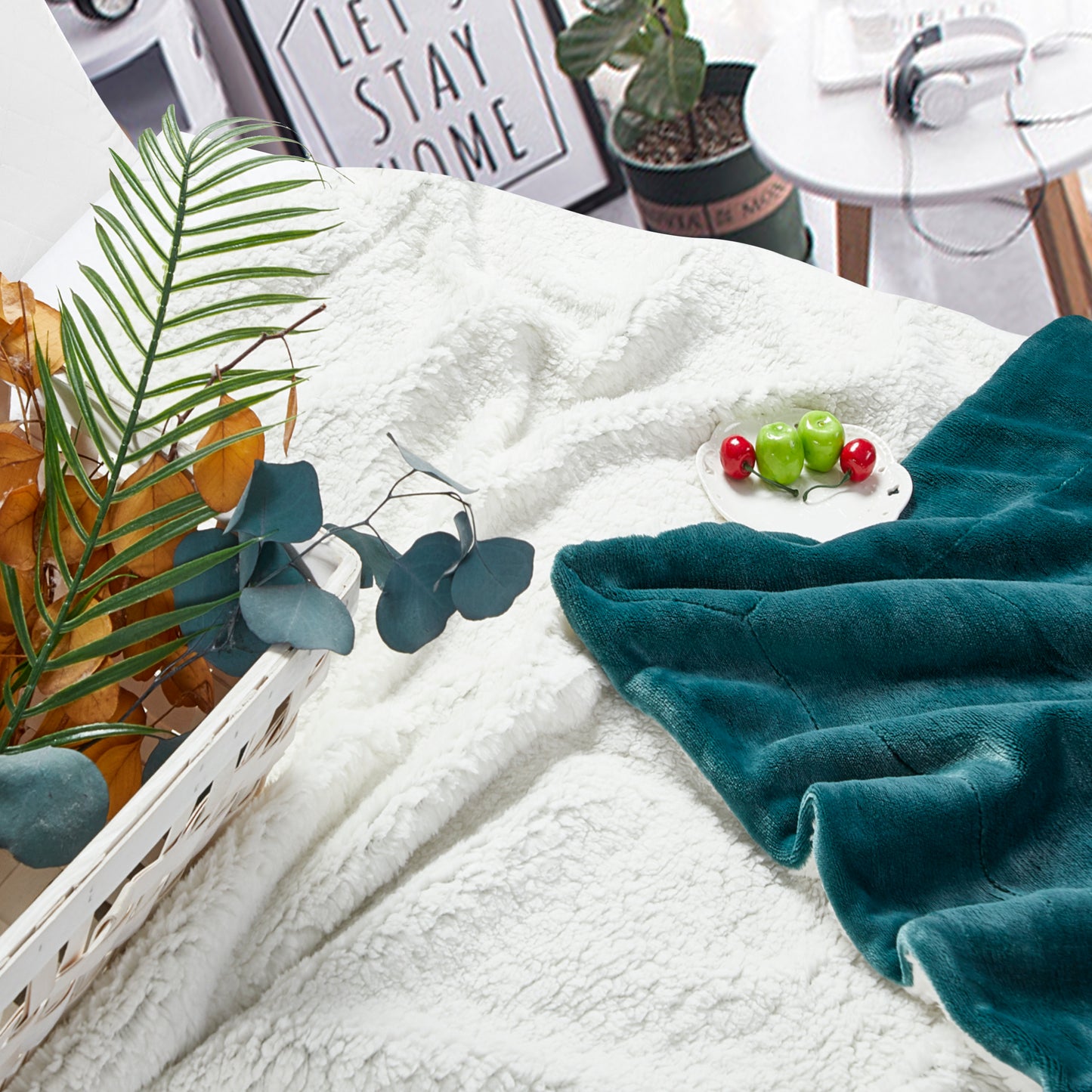 Classic Sherpa Throw - Teal