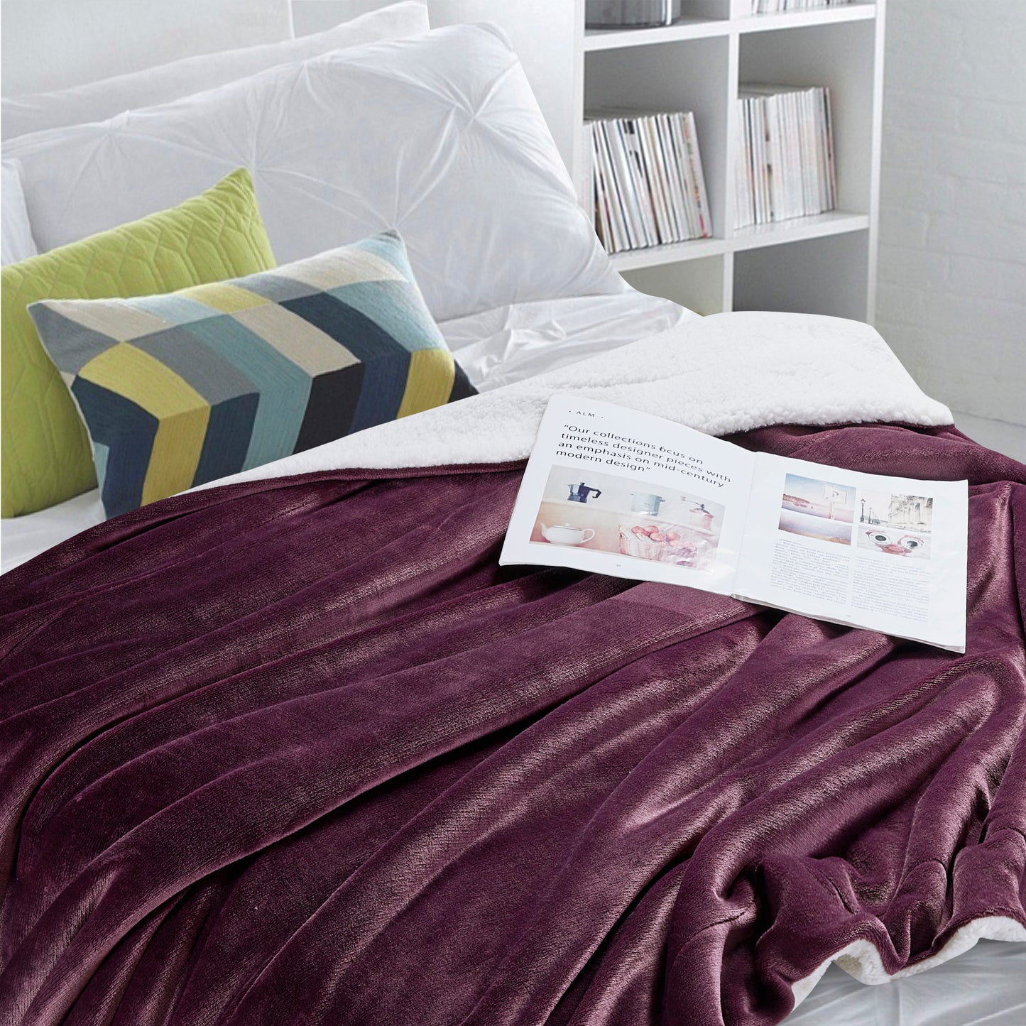 Classic Sherpa Throw - Plum