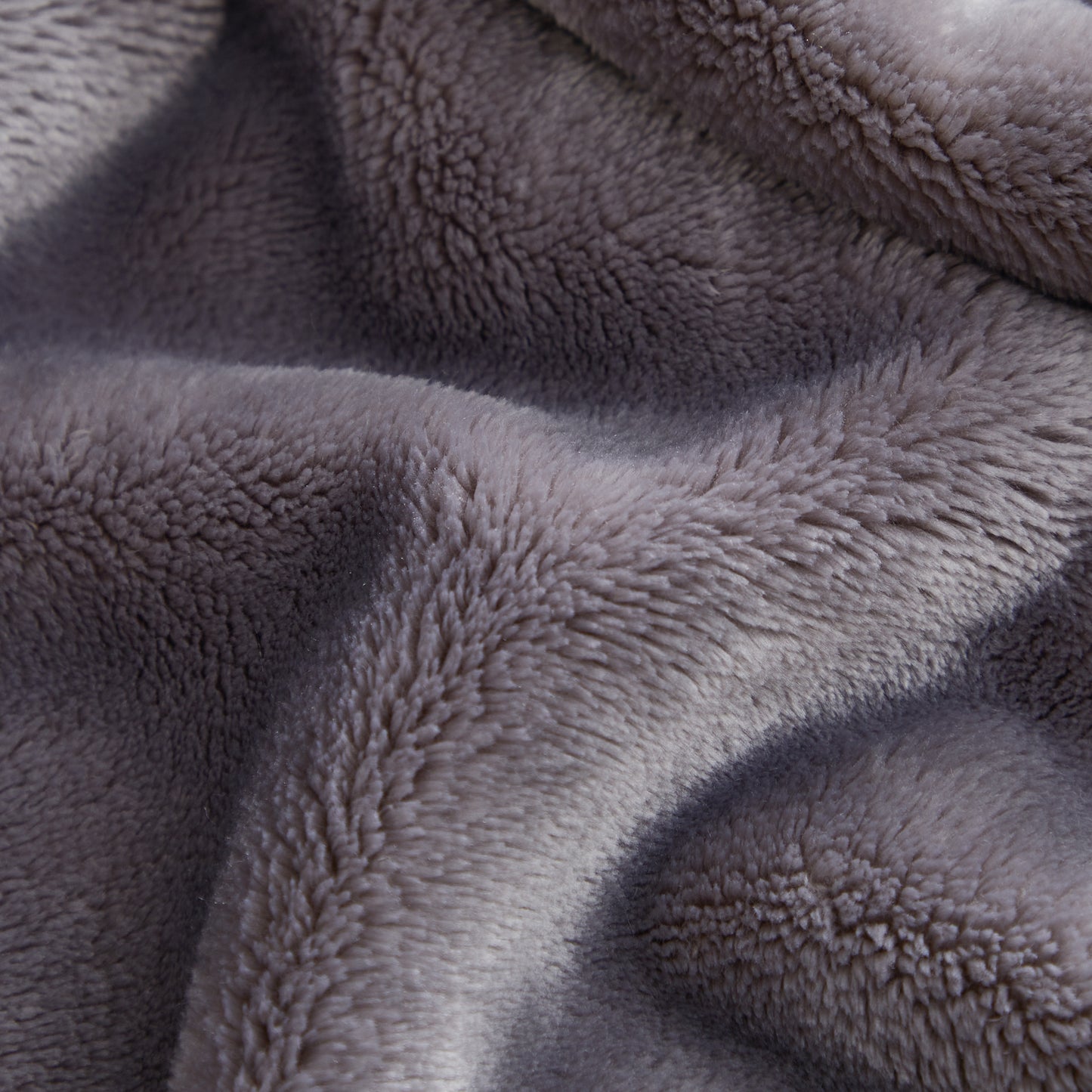 500 Series Solid Ultra Plush Blanket - Silver Gray