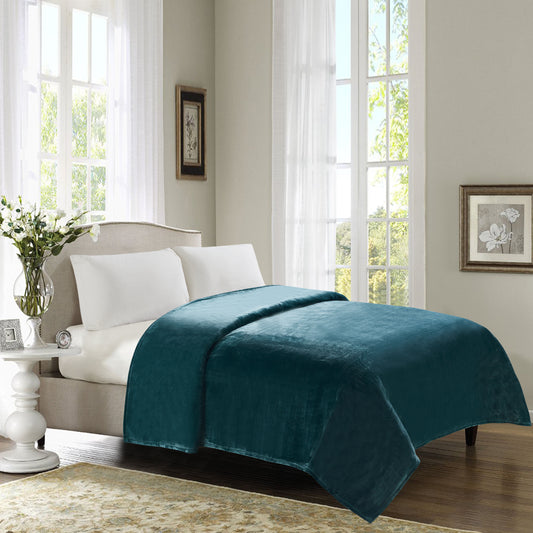 400 Series Solid Plush Blanket - Hunter Green