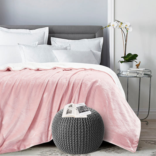 Classic Sherpa Throw - Blush